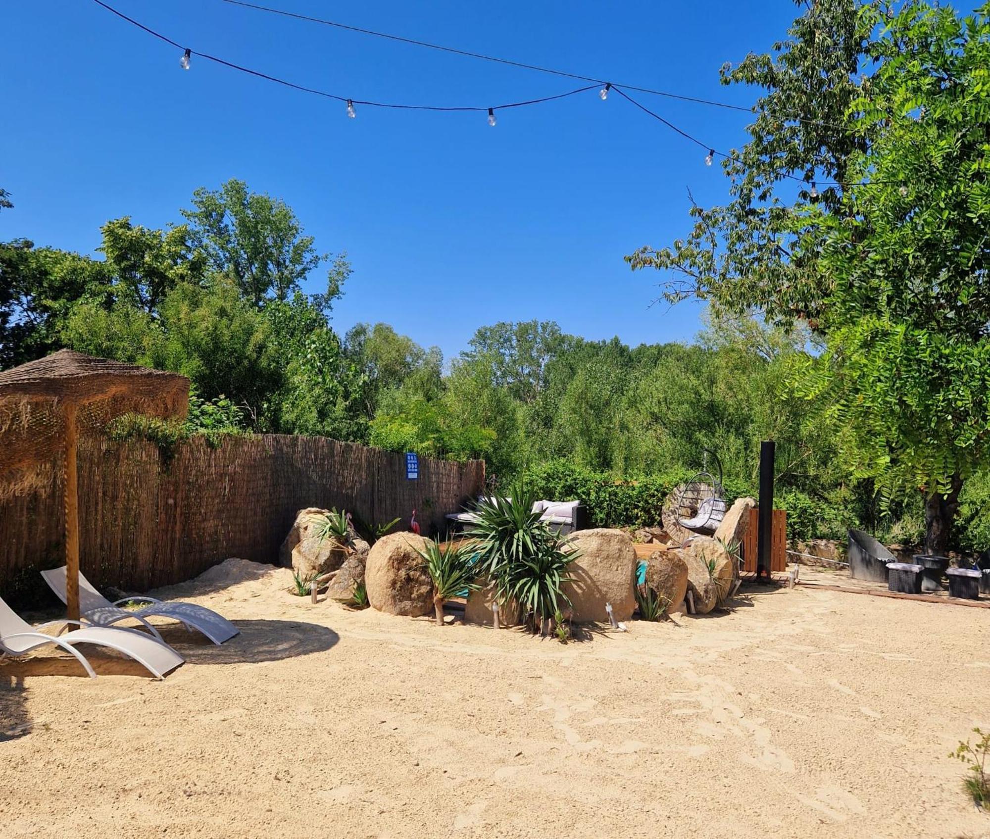 Complejo Oasis Beach Sobre El Rio Huerta  Ngoại thất bức ảnh